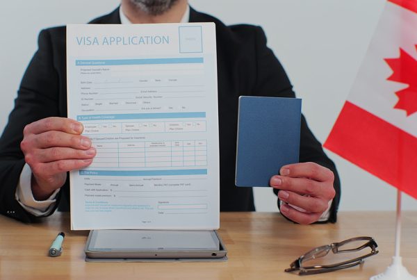 canadian man consular officer img